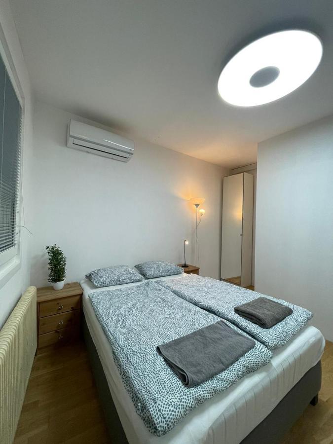 Nice Rooftop Hostel Viena Exterior foto